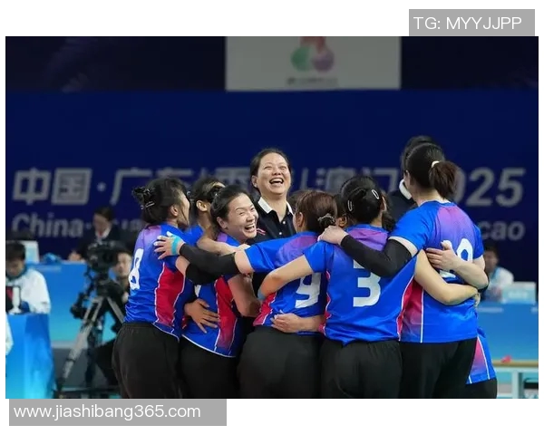 上海排球队在排球团队协作排行榜中荣登第七名展现出强大实力与团队精神